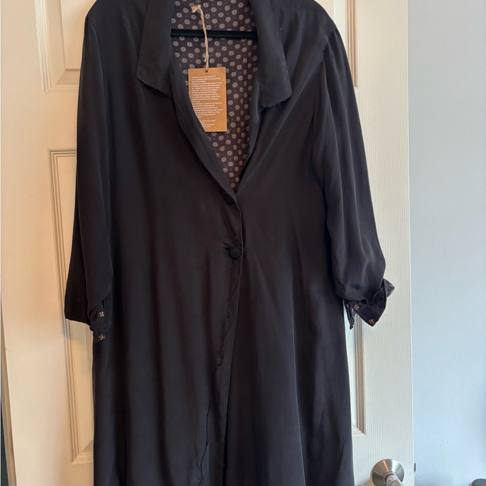 Magnolia Pearl Charcoal Button-Up Jacket